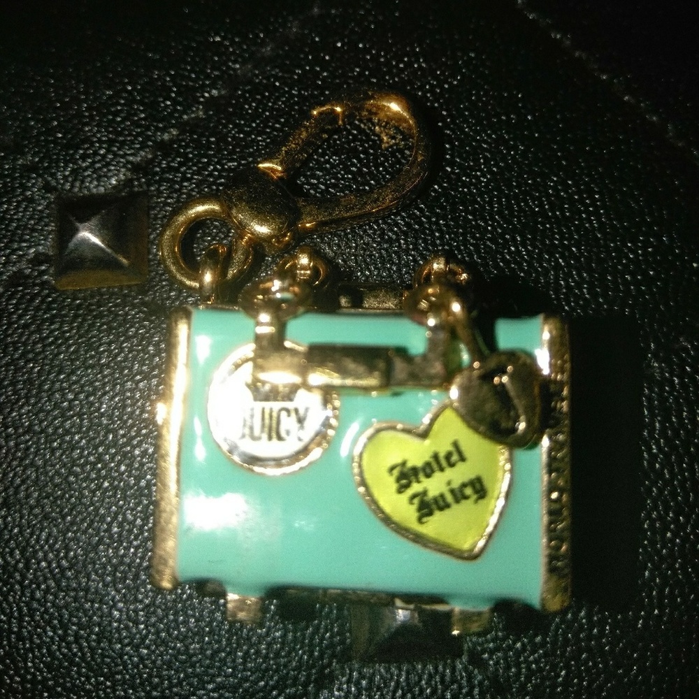 Juicy charms
